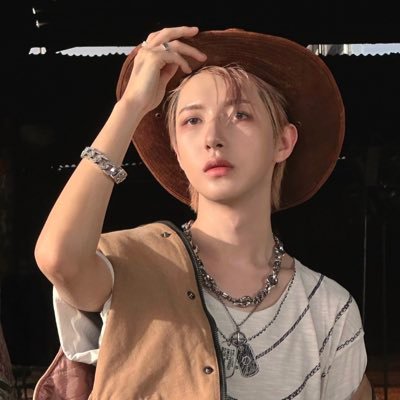 watachywa's profile picture. dreaming