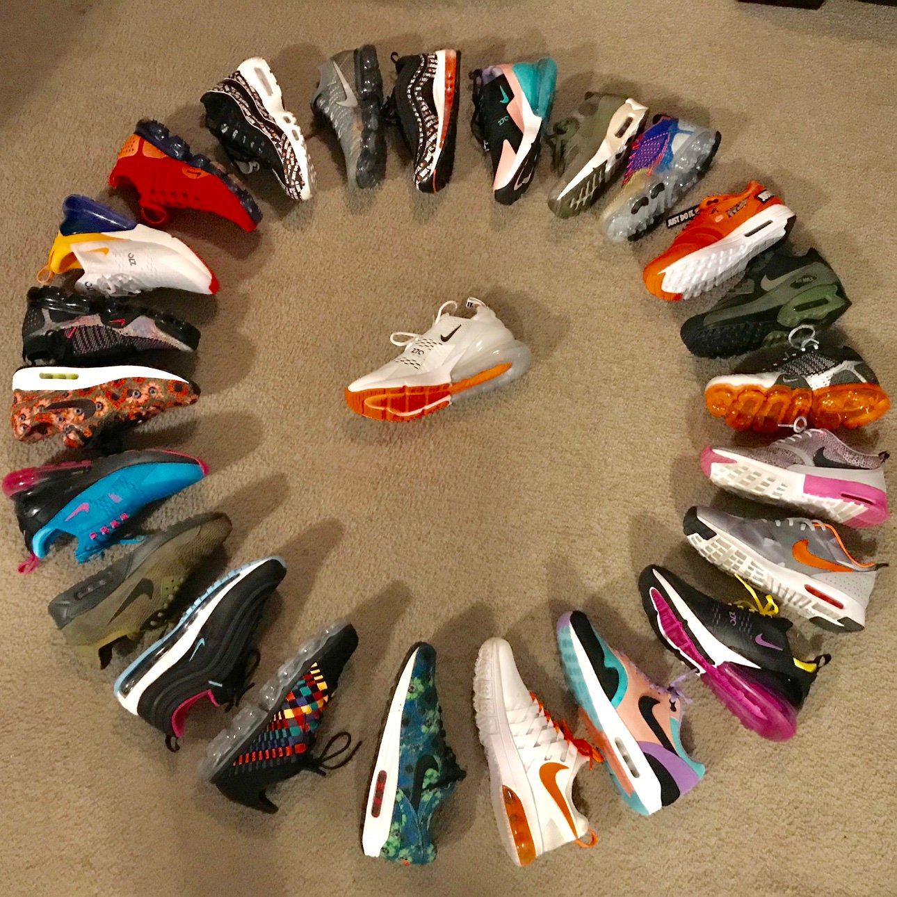 _snkrfreek_'s profile picture. 