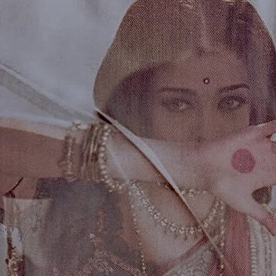 vaishnavisms's profile picture. spiritual ☭. rasika, future surgeon, & lover of soul stirring media.