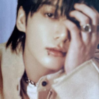 jjkluvzone's profile picture. jungkookholic | forever with @bts_twt ♡