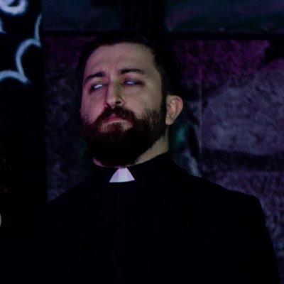 LocalStigmatik's profile picture. Художник, рисую комиксы. Философ, актер, поэт, певец, писатель, детектив, святой отец, мужчина, клоун Попо