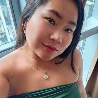 BennyInHerBag's profile picture. GFTN Next Gen Leader '25 | Asia’s Top 1% Female Founder | 4x Bootstrap → $30K+ MRR | Ex @META | Building fintech for Founders 📍MNL ⇄ Bali ⇄ SG