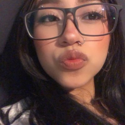 sarahmuaaaa's profile picture. (^-^ )