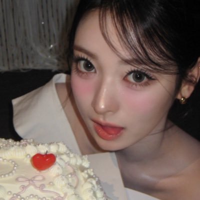 stararchive_'s profile picture. 