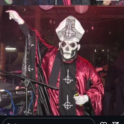 correa201892975's profile picture. 