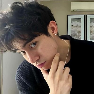 chrstn_mkbrnt's profile picture. ᵃˡʷᵃʸˢ ʰᵉʳᵉ ᶠᵒʳ ᵇʳᵉⁿᵗ ᵃⁿᵈ ᵐⁱᵏᵃ⭑