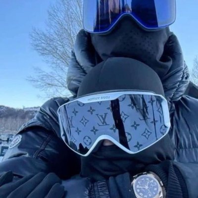 refszero1's profile picture. 