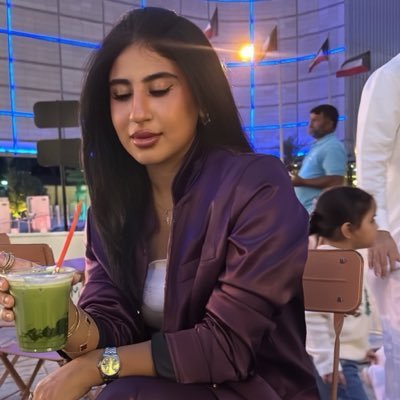 afrruw's profile picture. 