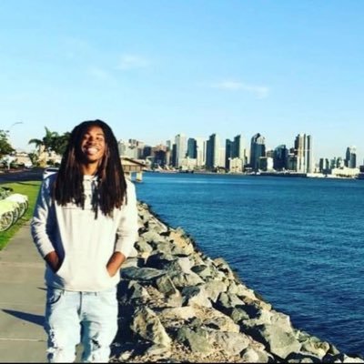 TheeDreadGod's profile picture. Creator of Halo King | Graphic Novel Writer | Twitch: TheeDreadGod21 😛