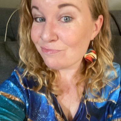 ShellsPemBroke's profile picture. “You sound like you need antibiotics and Jesus” - @RoryPetzer 2024