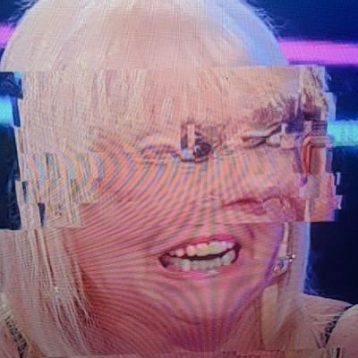 gatitodecasa's profile picture. Tengo tatuado el himno (no todo)