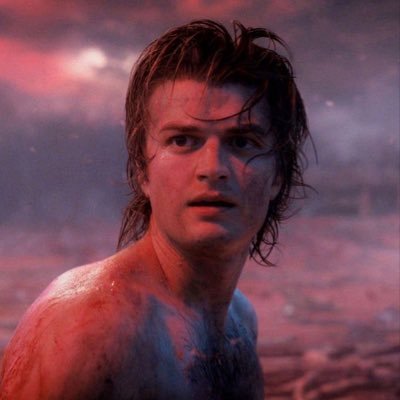 dedicatamarte's profile picture. potevo nascere gnocca ed invece sono nata tortellino. 🌙🐺