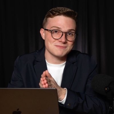 livinliamv2's profile picture. 📍Cape Town | AI | Tech