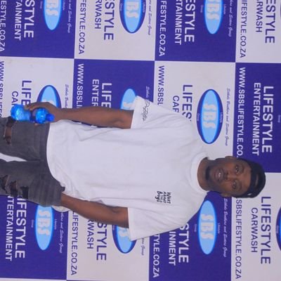 moahludiselala's profile picture. Am simple person living simple way of lyf - I love God with evry beat of my heart.