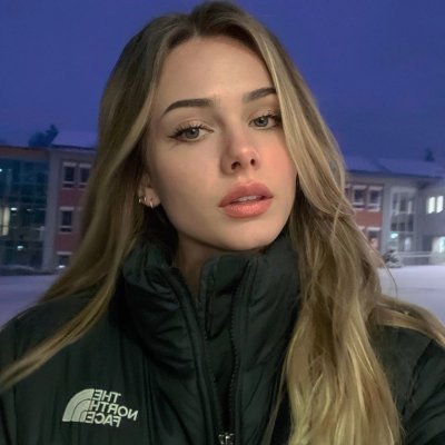 Georgia_tencent's profile picture. Tasting my way through life, one bite at a time.