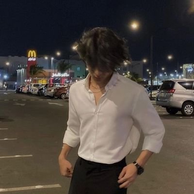 Byte_bloomm's profile picture. 