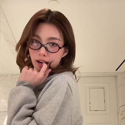 nam4287's profile picture. ขอบคุณน้องออมที่เกิดมาให้รัก 
Support #LingOrm