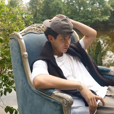 mikbrent2025's profile picture. Be your self