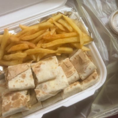 muuiib's profile picture. عصفور فقير ماله عش