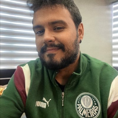 GustavoMarques_'s profile picture. Componho, escrevo, planejo e roteirizo coisas.