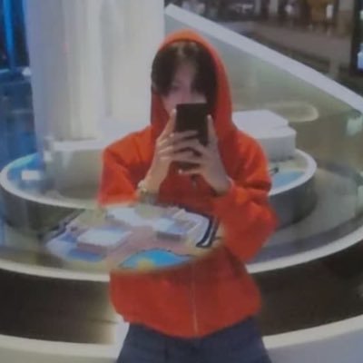 eukkuma's profile picture. 그럴 줄 알았다