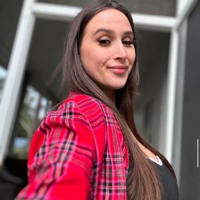 Katepowell92456's profile picture. 