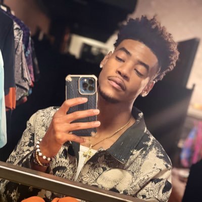 CincoTheWolf's profile picture. 5 years ahead...💥Evolve Music Group 📝 LA - PHX 🌇 Published Model, Actor, Songwriter, A&R and Philanthropist. CEO of the Kobe Bryant Hierarchy.