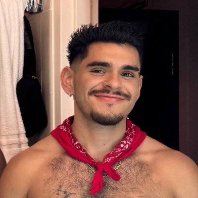 rollerdiscofag's profile picture. He/Him 🏳️‍🌈🇲🇽 he’s a disco loving, pit sniffing, gaga ticket holding, friend of dorothy 🪩🕺🫦