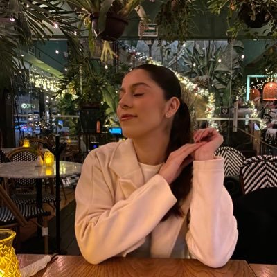 melanieperz04's profile picture. aquí no hay nada divertido :)