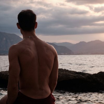 parazit525257's profile picture. 