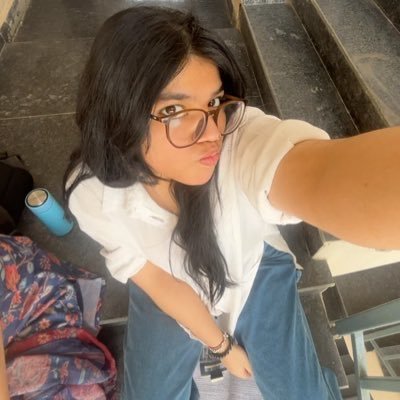 p1yadassi's profile picture. if ur beautiful and im insane then who’s driving this car