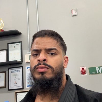 modchi32's profile picture. (وَلَسَوْفَ يُعْطِيكَ رَبُّكَ فَتَرْضَى) رابط قناتي في التويتش👇🏻 التواصل عبر الواتساب 0567080979