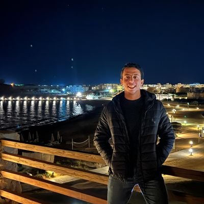 Mohamme21639701's profile picture. Every morning you have two choices: continue to sleep with your dreams or wake up and chase them 
🌓
anesthesiologist