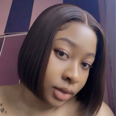 mz_funmiii's profile picture. A Financial trader 📊 No emotions. Just Charts 📉📈
