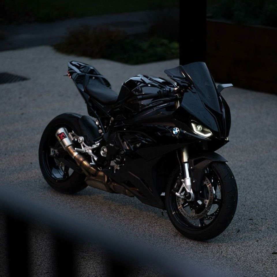 luhhdeadshot's profile picture. 