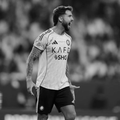 klllaus_'s profile picture. نص مني واعي ومدرك والنص الثاني يتحكم فيه النصر