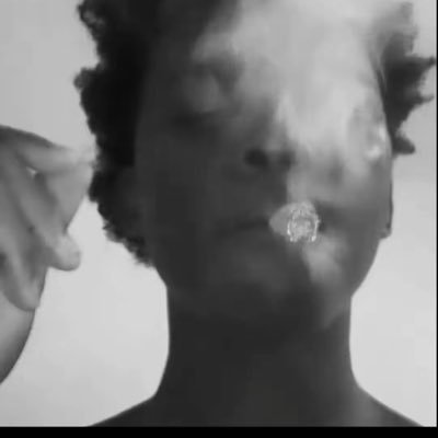 deadinside4_'s profile picture. 