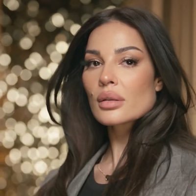 Shrouq_no1's profile picture. 