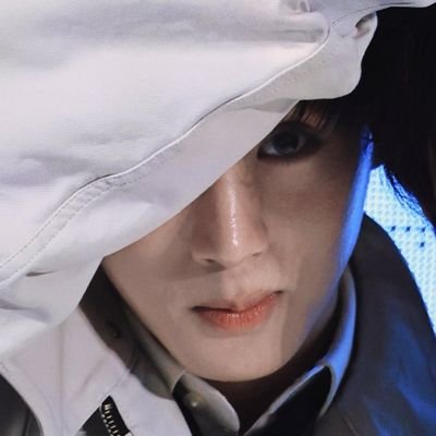 ayeloveswe's profile picture. main: @simpfor_WE || archives??