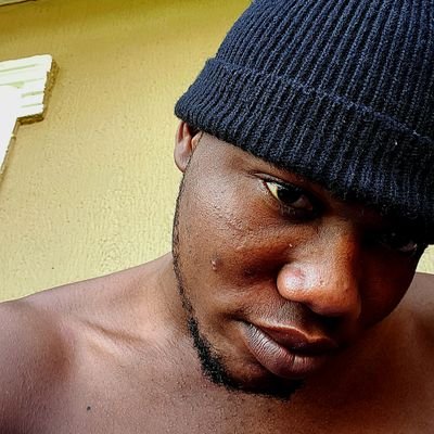 buzor042_'s profile picture. can I get a dollar just 1 dollar 🧎‍♀️🧎‍♀️🧎‍♀️