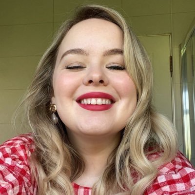 ju_Iiet's profile picture. that one girl who’s annoying about taylor swift, polin and franchaela