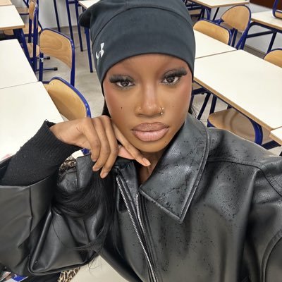 ittsonia's profile picture. 🇨🇬