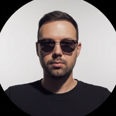 kovacspataki's profile picture. 📱💆I built an app that helps people living with migraines better understand their condition, prepare for attacks, and ultimately improve their quality of life.