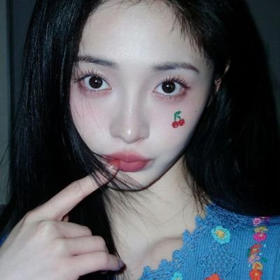 Jieqieonng's profile picture. 𝖬𝗂𝗀𝗇𝗈𝗇𝗌  &  𝖮𝗅𝖽𝗍𝗈𝗐𝗇  𝗅𝗂𝗏𝗂𝗇𝗀  𝖺𝗋𝗍,  ──  !