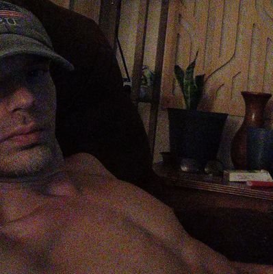 TheWalrus1202's profile picture. 40 yrs old. 6' Blue eyes.    Hermit, musician, botonist.       2 dogs. 4 man band