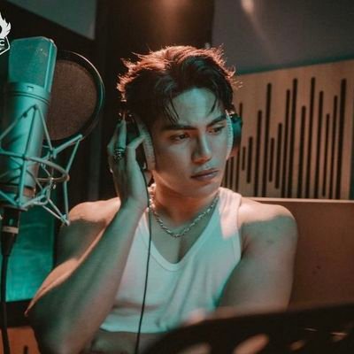 hatdogzuperior's profile picture. stan account na may konting rant sa everyday life