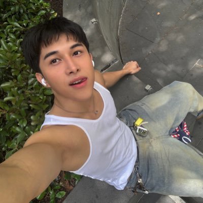 adobomochi's profile picture. 24 :D 🤓👍🏼٩(^ᗜ^ )و🇵🇭SEAtwt ＼(^^)／