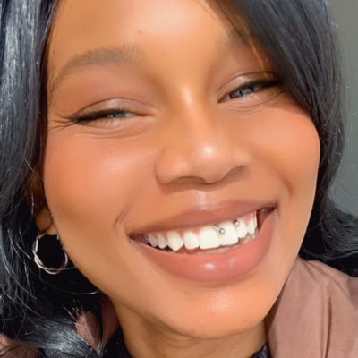 Royal_Pearlette's profile picture. @MercedesBenz ♥️ | IG: @pearliano | Promos/Collabs - 📧: rampa.pearl@gmail.com | 𝗽𝗵𝗼𝗽𝗹𝗮 𝗽𝗼𝗽 🥀