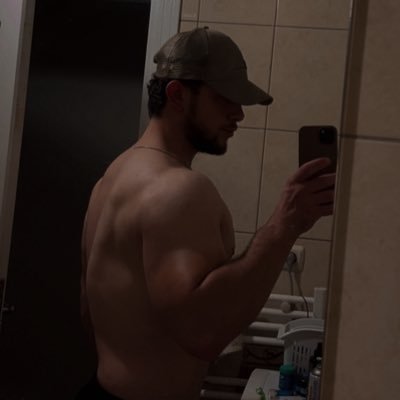 Mrrt_cnn_'s profile picture. İstanbul  🏋️‍♂️