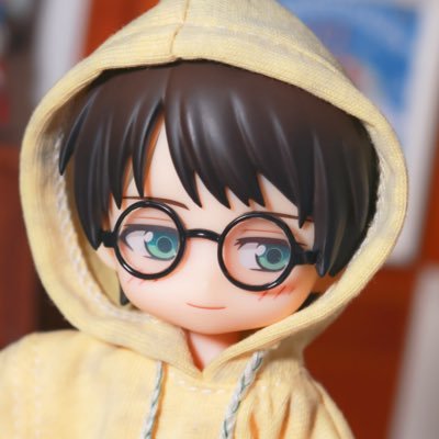 Mistic731605's profile picture. hpdm=哈德 （左右固定，no switch） | 中文 | Eng（translator） |